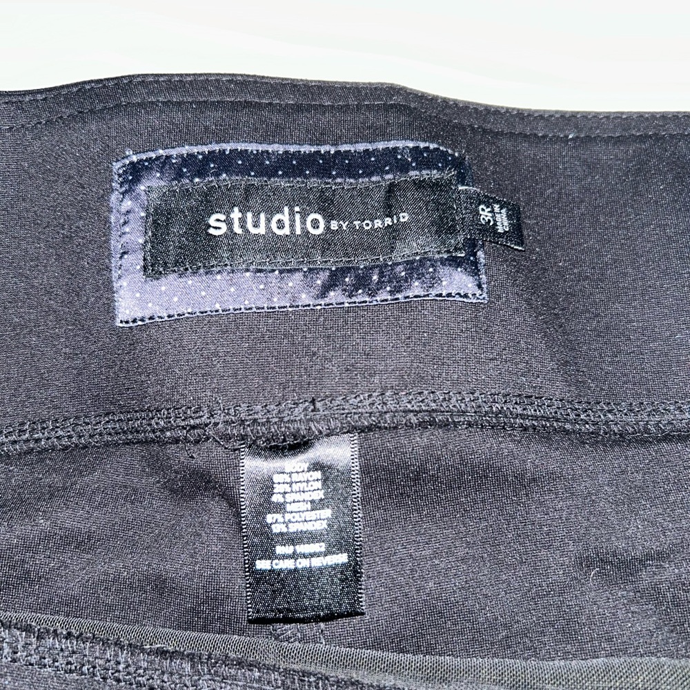 Torrid black tummy control pants